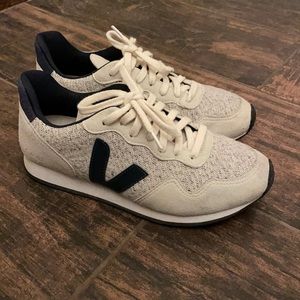 Veja Holiday Sneaker